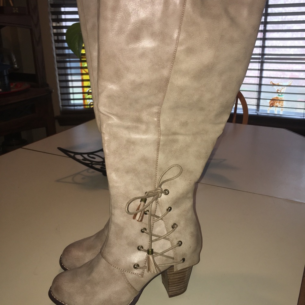 Torrid EXTRA WIDE knee high boots!